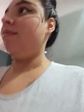 Snapshot of LizzRouse chatting on 12-03-25, 12:58 LizzRouse online show from 12-03-25, 12:58