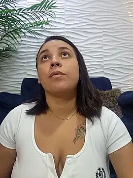 LizzRouse online show from 02-19-26, 04:47