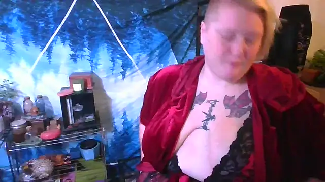 Snapshot of buxombosums chatting on 12-15-25, 07:12 buxombosums online show from 12-15-25, 07:12