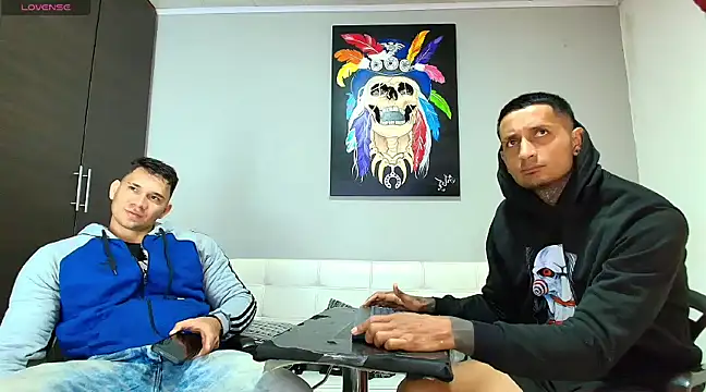 Snapshot of GendersonFit chatting on 02-11-25, 02:13 GendersonFit online show from 02-11-25, 02:13