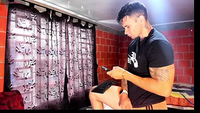 GendersonFit online show from 05-31-26, 02:46