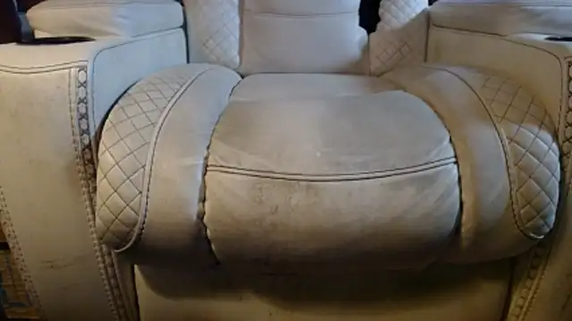 honeylovelace online show from 12-22-25, 09:34