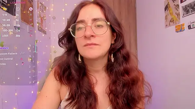 linda giggle online show from 11-24-25, 01:22