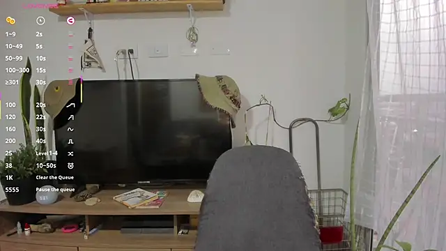 linda giggle online show from 12-22-25, 10:29