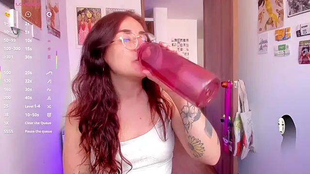 linda giggle online show from 05-25-26, 08:26