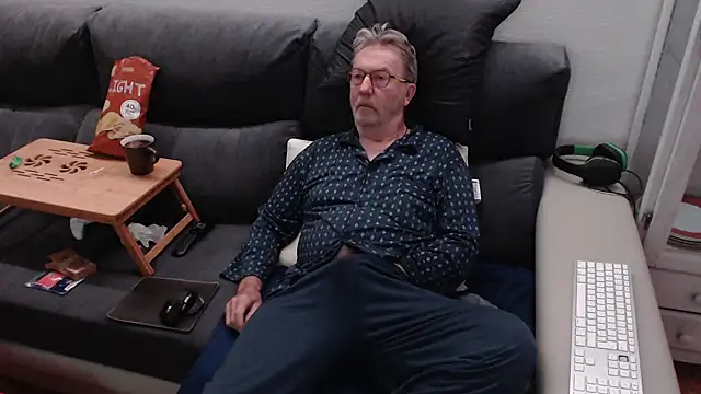 Nudelschwanz online show from 03-10-25, 03:45