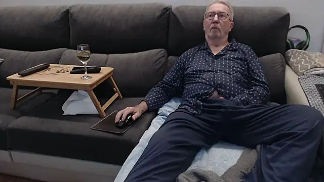 Nudelschwanz online show from 02-21-26, 10:11