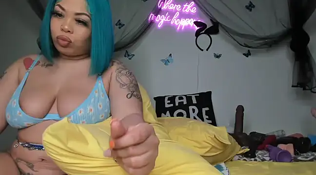 Snapshot of ThickAssRena chatting on 02-12-25, 01:41 ThickAssRena online show from 02-12-25, 01:41
