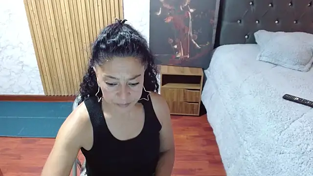 Anitta muscle online show from 03-13-26, 09:43