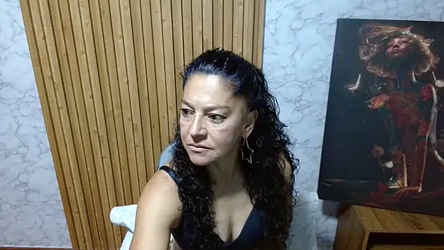 Snapshot of Anitta_muscle chatting on 07-11-26, 11:28 Anitta muscle online show from 07-11-26, 11:28
