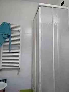 Snapshot of woww791 chatting on 12-18-24, 06:46 woww791 online show from 12-18-24, 06:46