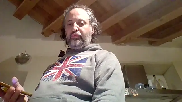 Snapshot of woww791 chatting on 10-24-25, 07:54 woww791 online show from 10-24-25, 07:54