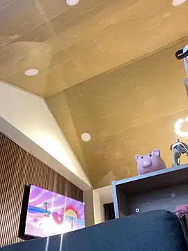 DaphneUwu online show from 12-18-25, 12:49