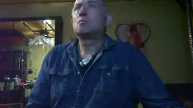 Snapshot of jeanlulu chatting on 11-03-25, 08:32 jeanlulu online show from 11-03-25, 08:32