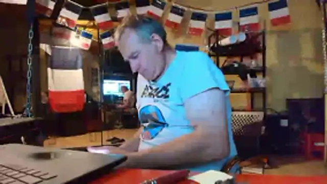 jeanlulu online show from 06-18-26, 08:02