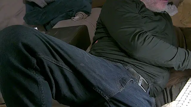 mike30nbg online show from 04-11-26, 07:40