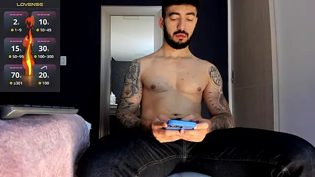 MarkWalker   online show from 03-28-26, 09:53