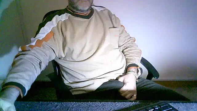 Greek Passion online show from 12-05-25, 06:26