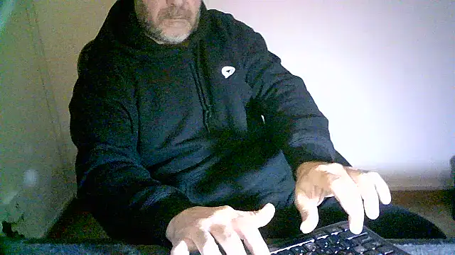 Greek Passion online show from 12-21-25, 01:18