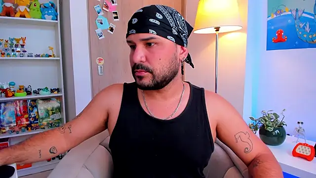 nicolas cox online show from 10-12-25, 08:52