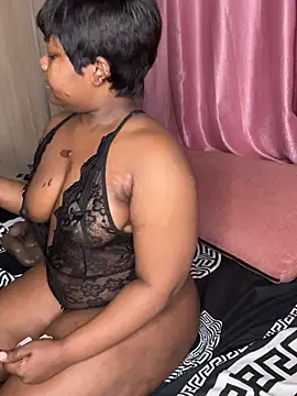 ThickyMel online show from 06-10-26, 02:12