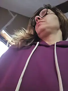 Lina lou4 online show from 02-15-26, 03:42