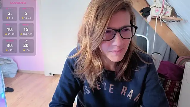 Lina lou4 online show from 03-29-26, 02:50