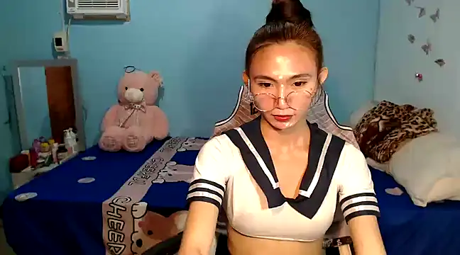 Snapshot of PirateEmpressBoaAico chatting on 03-04-25, 03:44 PirateEmpressBoaAico online show from 03-04-25, 03:44