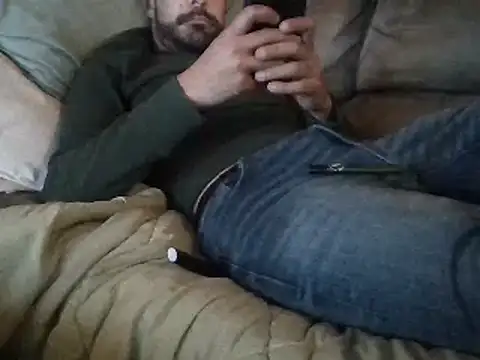 Snapshot of tn_hung chatting on 12-19-24, 03:40 tn hung online show from 12-19-24, 03:40