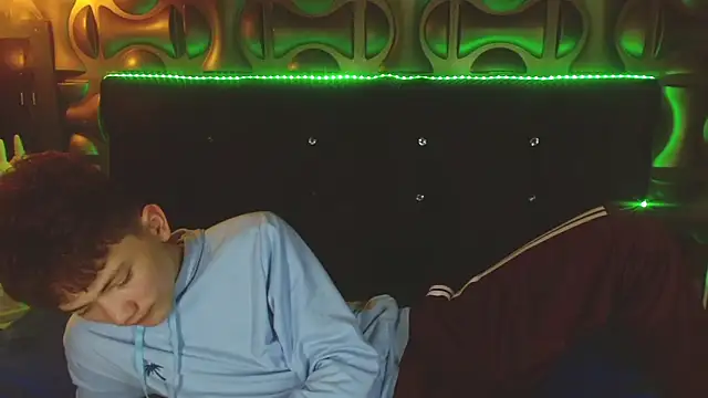 cruz dante online show from 04-25-26, 07:33