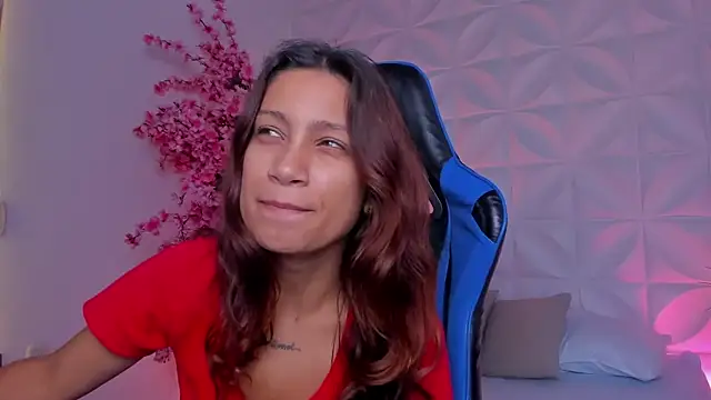 cora 22 online show from 12-05-25, 12:47