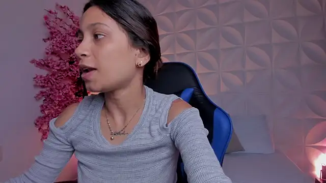 cora 22 online show from 03-27-26, 01:00