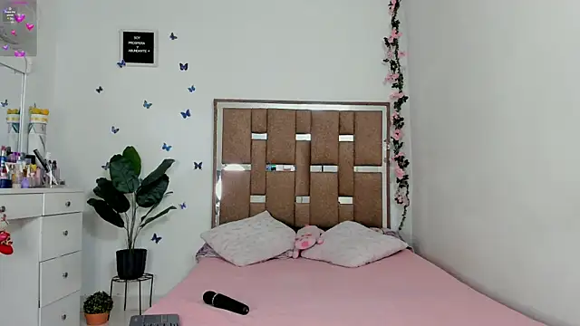 kendall-ewers online show from 04-03-26, 01:03