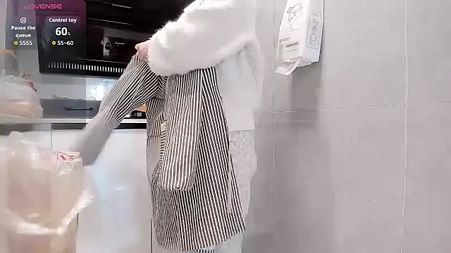 Vivian-6 online show from 03-11-26, 12:38