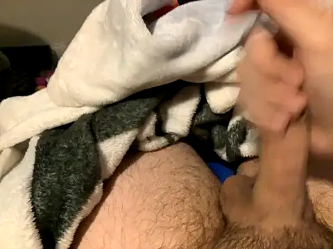 Snapshot of northcock87 chatting on 11-18-25, 02:28 northcock87 online show from 11-18-25, 02:28