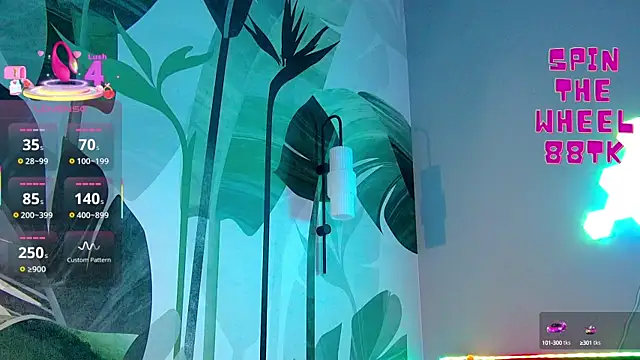 RubyValen online show from 10-17-25, 01:09