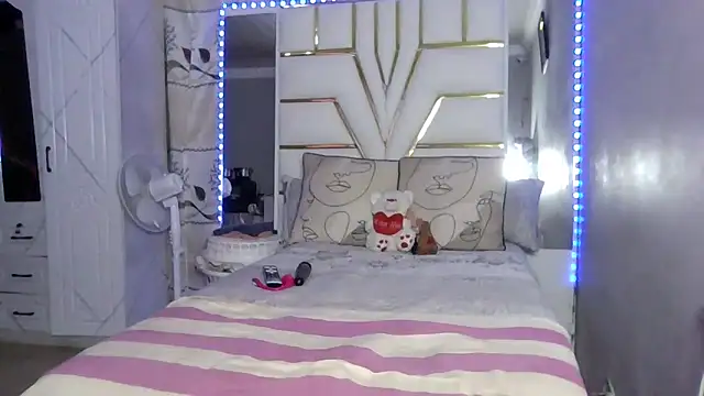 SexyyNana online show from 09-25-25, 10:35