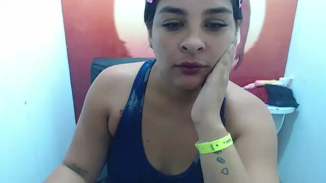 Laura hottt online show from 10-03-25, 05:10