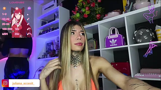 Snapshot of caroline_cossei chatting on 02-14-25, 06:02 caroline cossei online show from 02-14-25, 06:02