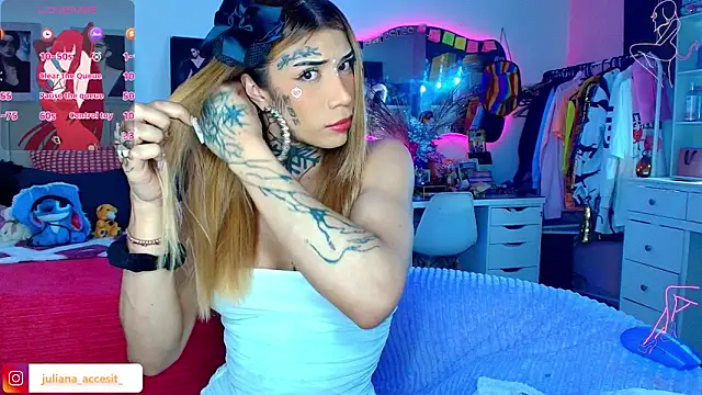 caroline cossei online show from 03-25-26, 05:24