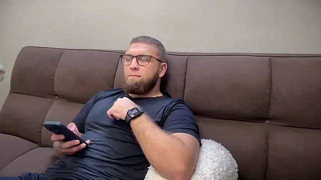 Bear bear  online show from 12-26-24, 07:45