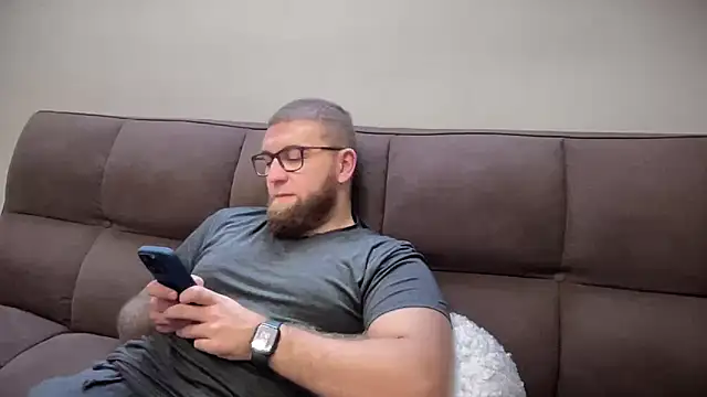 Bear bear  online show from 12-27-24, 10:01