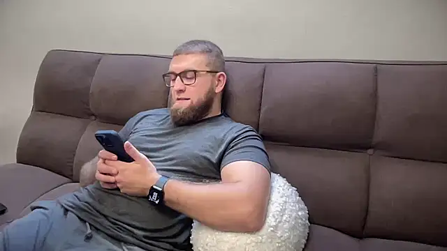 Bear bear  online show from 12-29-24, 09:17