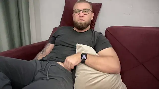 Bear bear  online show from 02-03-25, 03:38