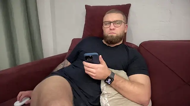 Bear bear  online show from 02-12-25, 03:38