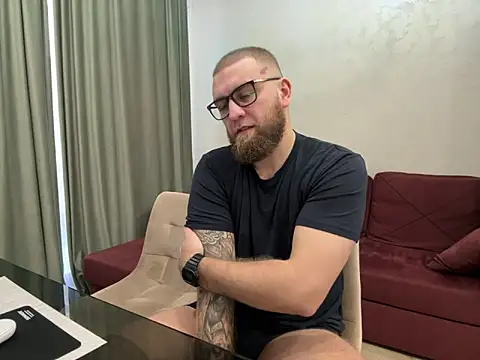 Bear bear  online show from 03-15-25, 04:57