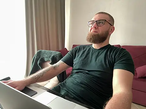 Bear bear  online show from 03-20-25, 09:04