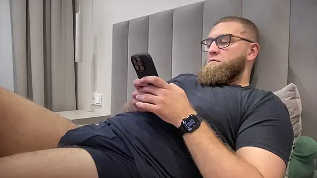 Bear bear  online show from 09-18-25, 01:35