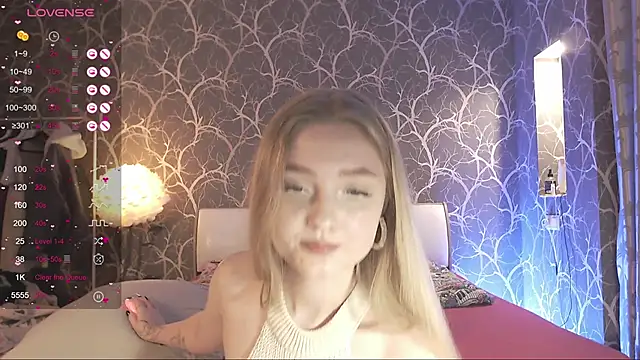 MiaMiaMeow online show from 11-21-25, 04:05