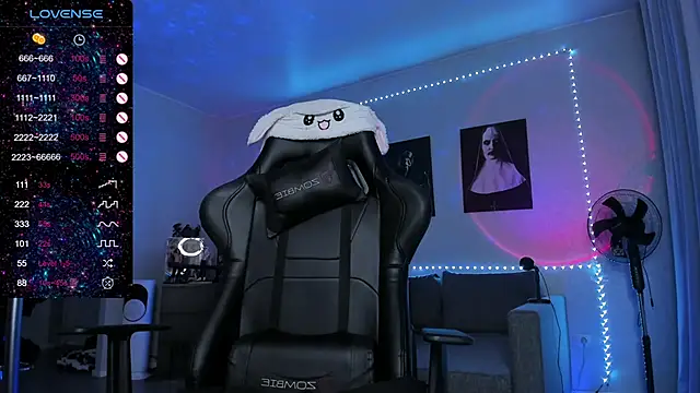 RachelQueen  online show from 11-13-25, 10:36